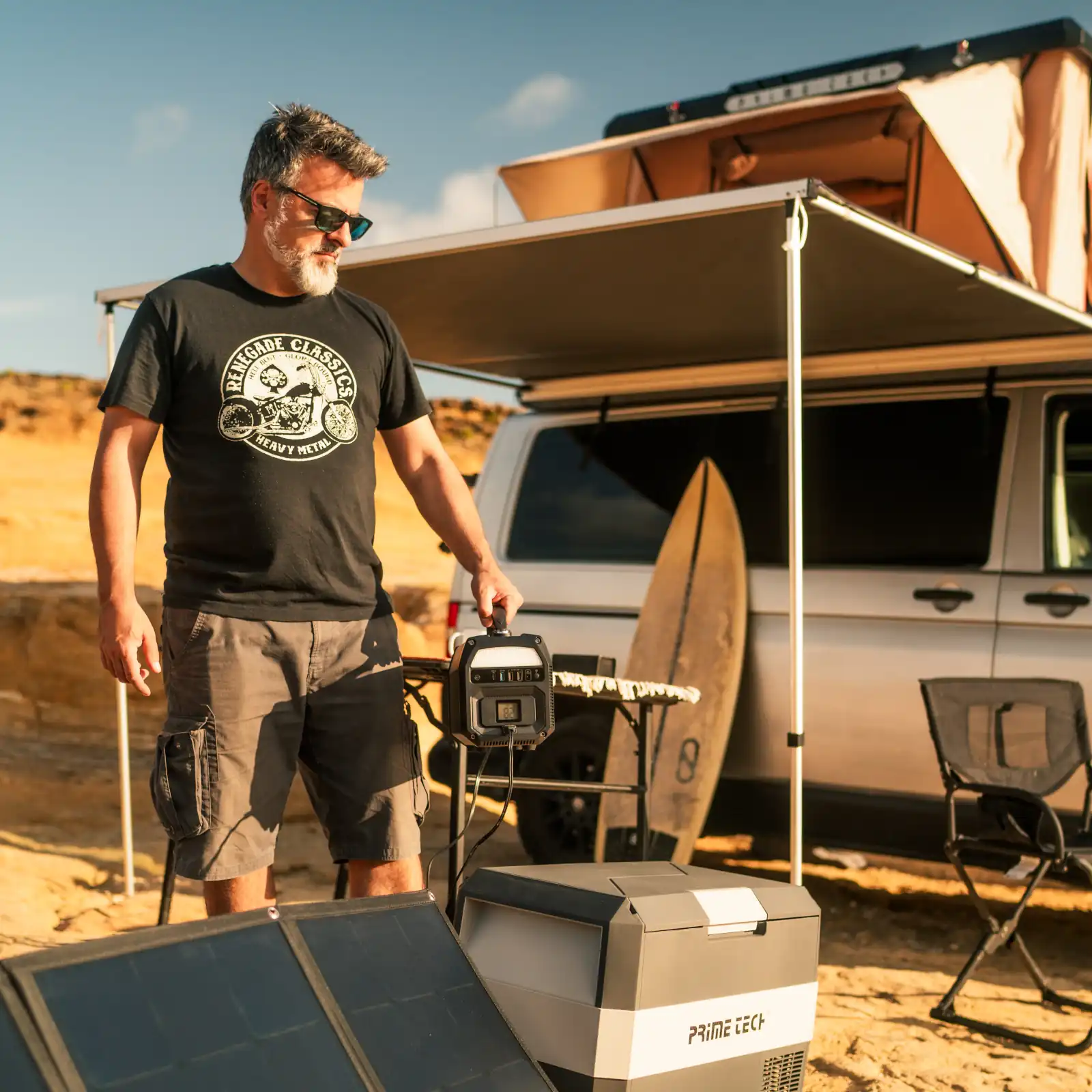 Kompressor-Kühlbox Eco-Line bis -22° C, 12/24 V (30 l) mit Solarpanel