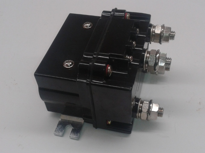 Doppel-Schwerlast-Relais (12 V, 500 A)