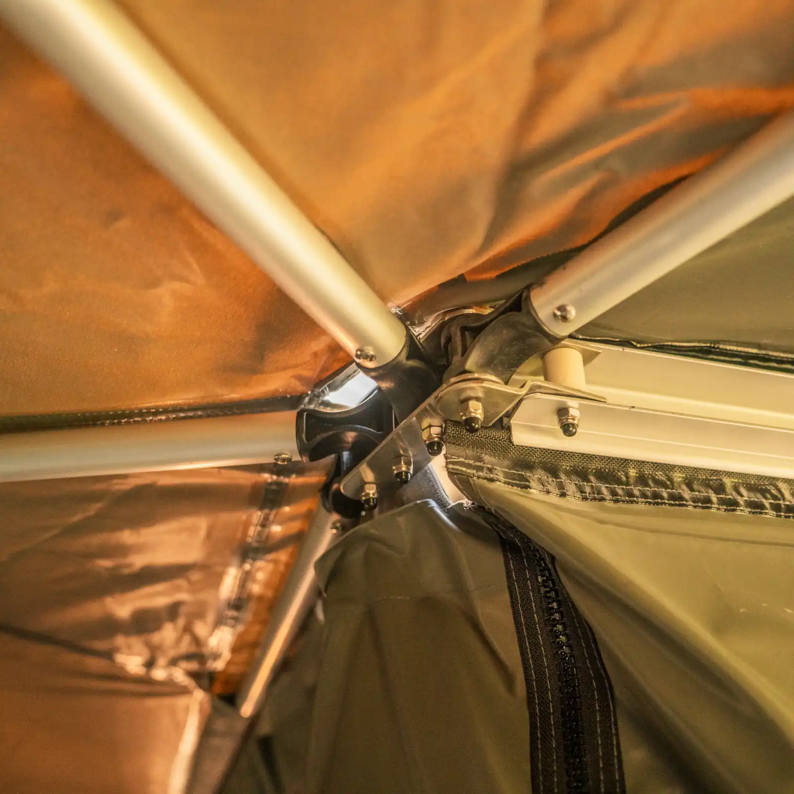 Prime Wing Pro 270° Markise, Beifahrerseite, oliv-grün - auch für Dachzelte