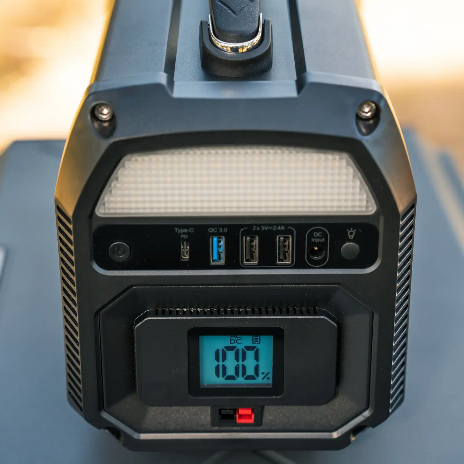 Mobiler Solargenerator Powerstation 515 Wh 600 W